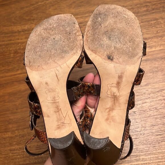 Stuart Weitzman snake print heels - Picture 4 of 7